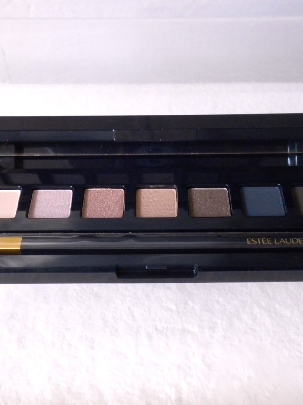 ESTEE LAUDER EYESHADOW PALETTE 7 SUBTLE SHADES IVORY ORCHID CURRANT INFAMOUS SKY